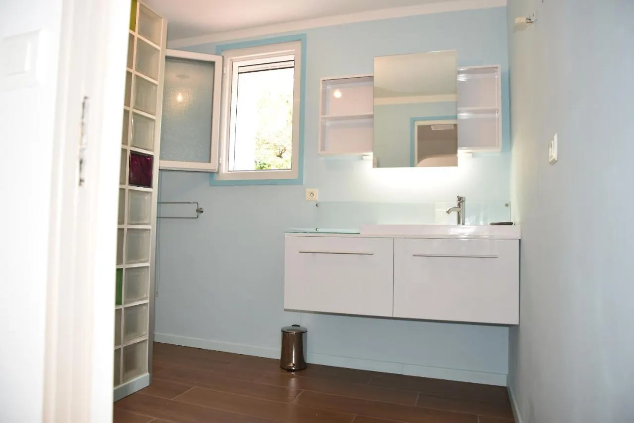 Apartment Villa Fabregas La Seyne-sur-Mer France